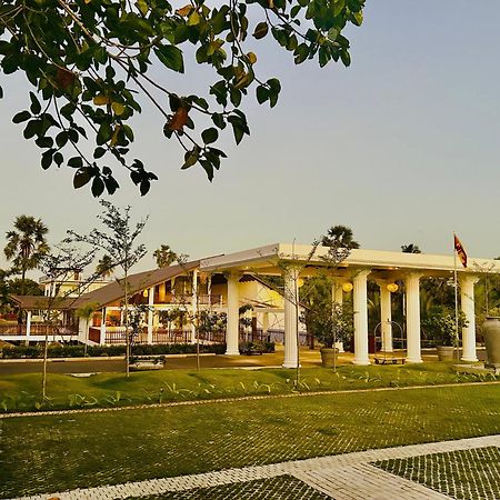 Uppuveli Beach By Dsk Trincomalee Exterior photo